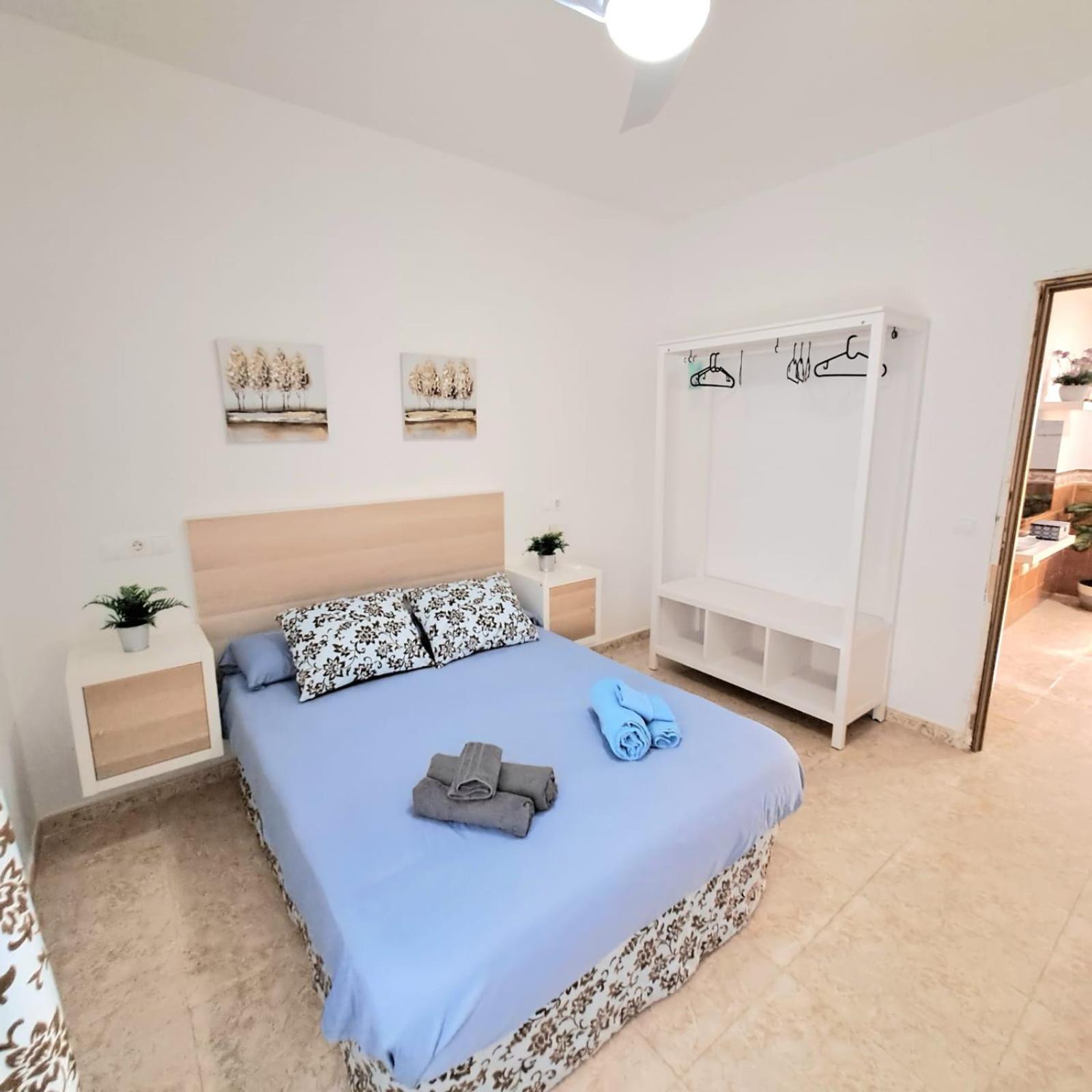 Apt. Cerca De La Playa Y Airport Apartment